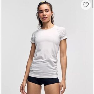 Lululemon white swiftly tech shirt